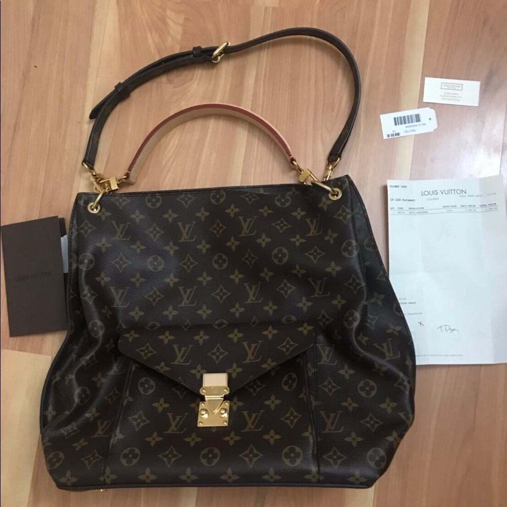 Louis Vuitton Mettis *****SOLD****** other site